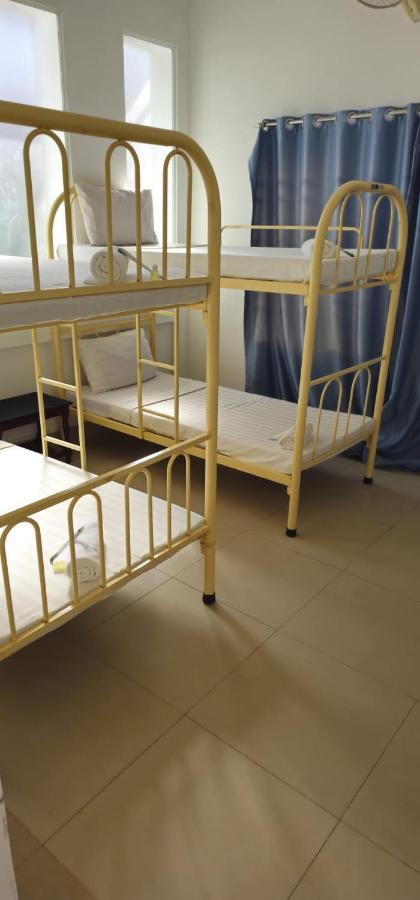 Retro Quarter Mb Hostel Siem Reap Exterior photo